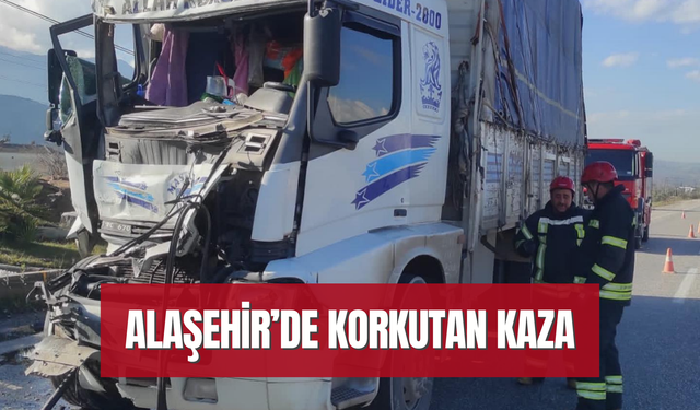 Manisa’da iki kamyon çarpıştı | Yaralı sürücü tedavi altına alındı