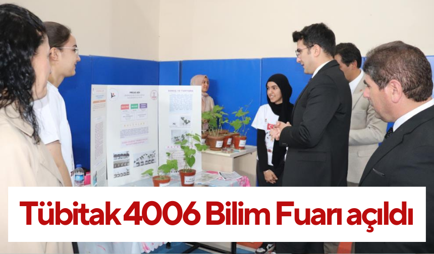 Selendi'de Tübitak 4006 Bilim Fuarı açıldı
